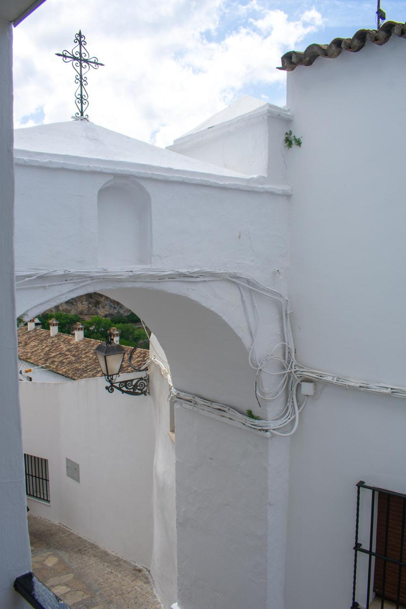 Вилла Casa Puerta Arabe Setenil De Las Bodegas Экстерьер фото